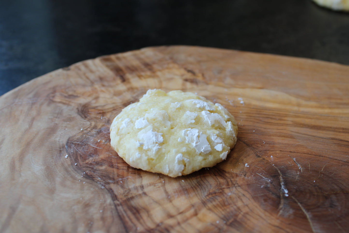 Coconut Cream Crinkle Cookie (12 pack)