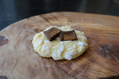 Coconut Cream Crinkle Cookie (12 pack)