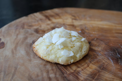 Coconut Cream Crinkle Cookie (12 pack)