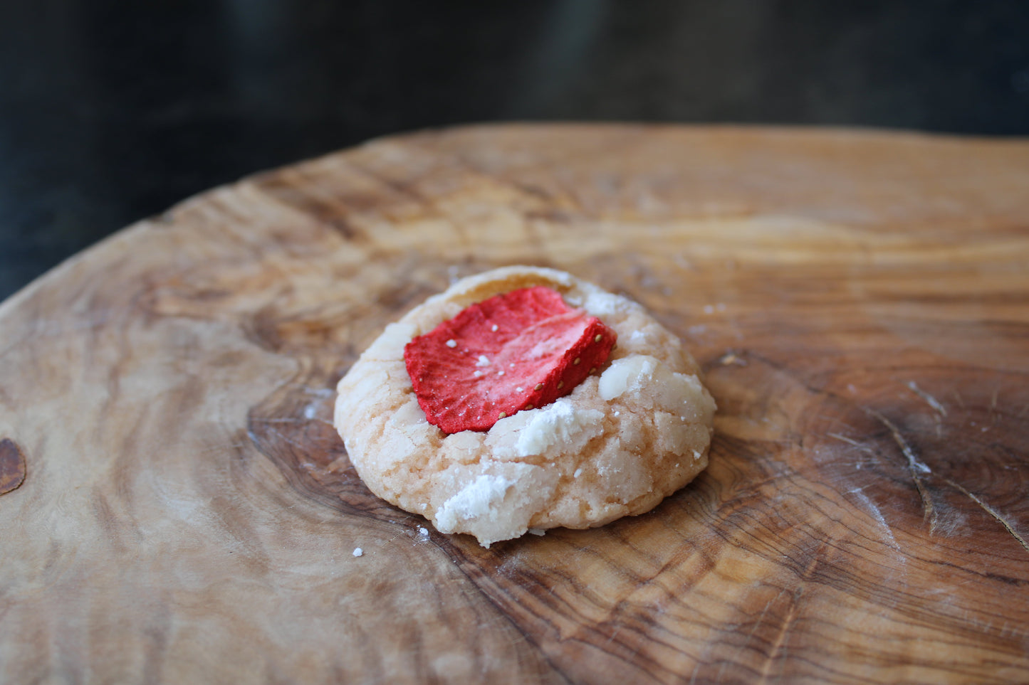 Strawberry Dream Crinkle Cookie (12 pack)